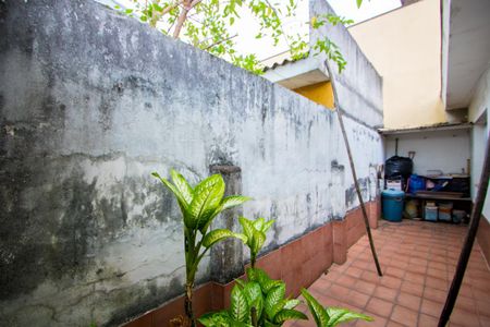 Casa à venda com 250m², 3 quartos e 3 vagasQuintal