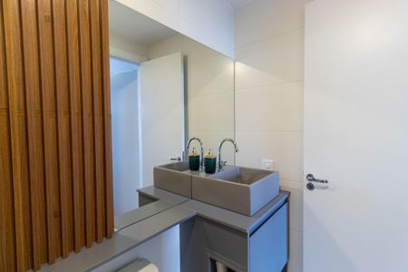 Apartamento para alugar com 32m², 1 quarto e sem vagaBanheiro da Suíte