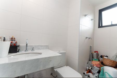 Apartamento à venda com 135m², 3 quartos e 2 vagasBanheiro do quarto 3 Suíte