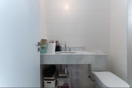 Apartamento à venda com 135m², 3 quartos e 2 vagasBanheiro do quarto 3 Suíte