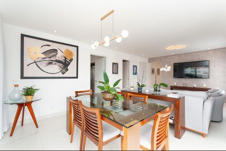 Apartamento à venda com 135m², 3 quartos e 2 vagasSala