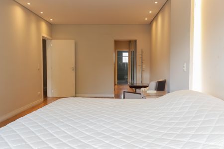 Casa para alugar com 400m², 4 quartos e 4 vagasSuíte 1