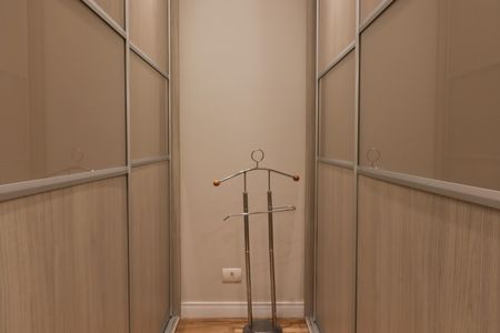 Casa para alugar com 400m², 4 quartos e 4 vagasCloset da Suíte 1