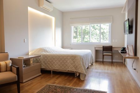 Casa para alugar com 400m², 4 quartos e 4 vagasSuíte 1