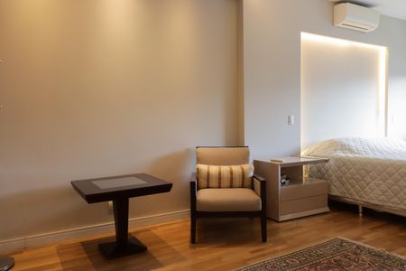 Casa para alugar com 400m², 4 quartos e 4 vagasSuíte 1