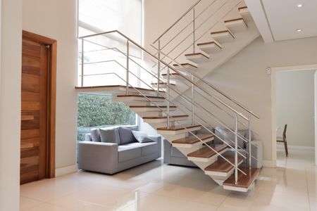 Casa para alugar com 400m², 4 quartos e 4 vagasEscada