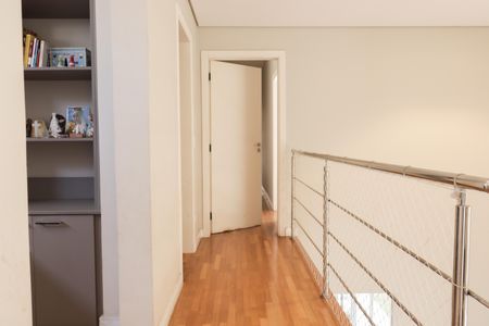 Casa para alugar com 400m², 4 quartos e 4 vagasCorredor