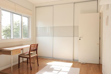 Casa para alugar com 400m², 4 quartos e 4 vagasQuarto 1