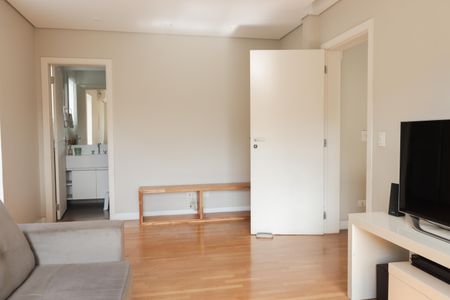 Casa para alugar com 400m², 4 quartos e 4 vagasSala de Tv