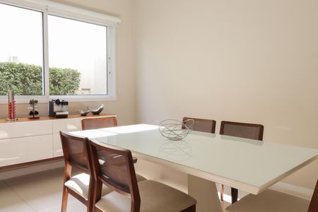 Casa para alugar com 400m², 4 quartos e 4 vagasSala de jantar 2