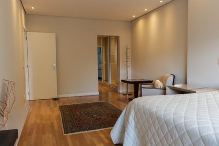 Casa para alugar com 400m², 4 quartos e 4 vagasSuíte 1