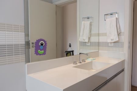 Casa para alugar com 400m², 4 quartos e 4 vagasBanheiro da suíte 2