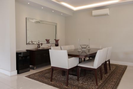 Casa para alugar com 400m², 4 quartos e 4 vagasSala de jantar