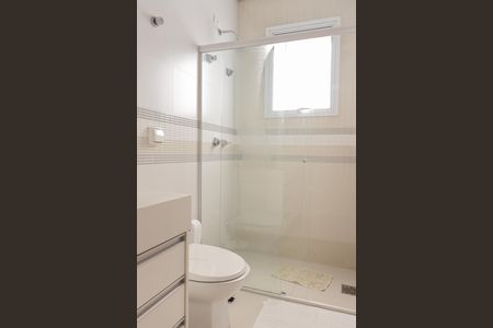 Casa para alugar com 400m², 4 quartos e 4 vagasBanheiro da suite 1