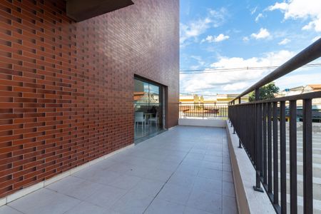 Apartamento para alugar com 39m², 1 quarto e sem vaga Apartamento para alugar com 39m², 1 quarto e sem vagaÁrea comum - Salão de festas