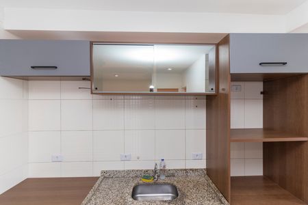 Apartamento para alugar com 39m², 1 quarto e sem vaga Apartamento para alugar com 39m², 1 quarto e sem vagaCozinha - Armários