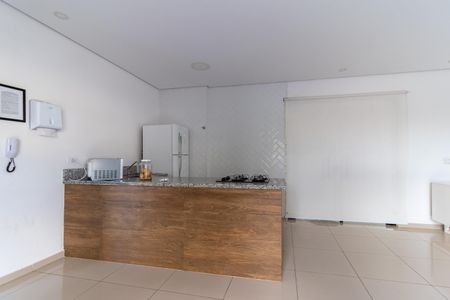 Apartamento para alugar com 39m², 1 quarto e sem vaga Apartamento para alugar com 39m², 1 quarto e sem vagaÁrea comum - Salão de festas