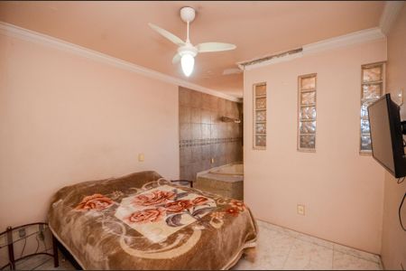 Casa para alugar com 300m², 2 quartos e 3 vagas Casa para alugar com 300m², 2 quartos e 3 vagasSuíte