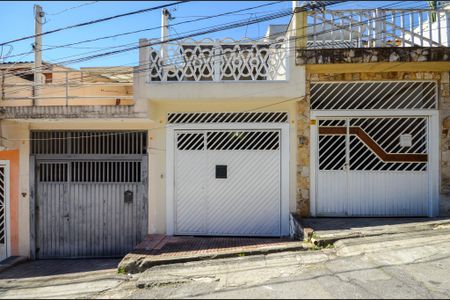 Fachada de casa à venda com 2 quartos, 300m² em Jardim Maristela, São Paulo