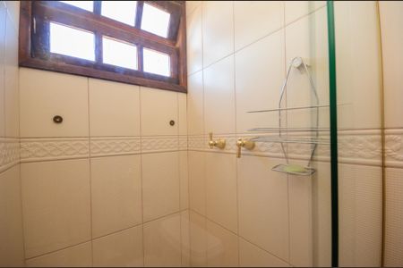Casa para alugar com 300m², 2 quartos e 3 vagas Casa para alugar com 300m², 2 quartos e 3 vagasSuíte - Banheiro