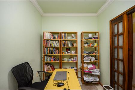 Casa para alugar com 300m², 2 quartos e 3 vagas Casa para alugar com 300m², 2 quartos e 3 vagasEscritório
