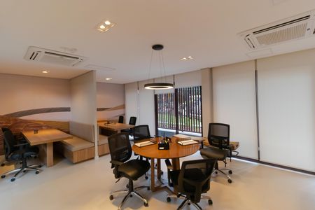 Apartamento à venda com 86m², 2 quartos e 2 vagasÁrea comum - Escritório