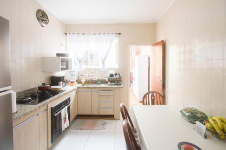 Casa para alugar com 136m², 3 quartos e 2 vagas Casa para alugar com 136m², 3 quartos e 2 vagasCozinha