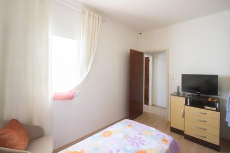 Casa para alugar com 136m², 3 quartos e 2 vagas Casa para alugar com 136m², 3 quartos e 2 vagasQuarto 2