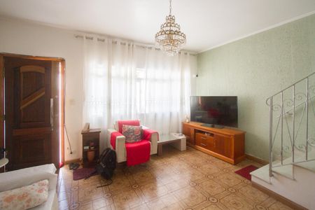 Casa para alugar com 136m², 3 quartos e 2 vagas Casa para alugar com 136m², 3 quartos e 2 vagasSala