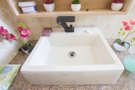 Casa para alugar com 136m², 3 quartos e 2 vagas Casa para alugar com 136m², 3 quartos e 2 vagasBanheiro