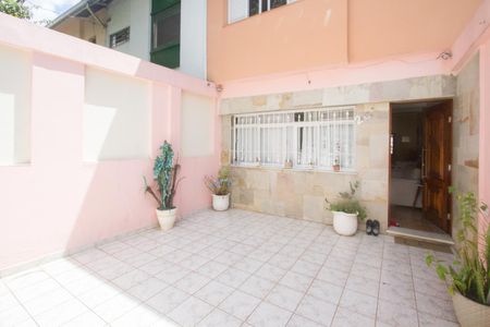 Casa para alugar com 136m², 3 quartos e 2 vagas Casa para alugar com 136m², 3 quartos e 2 vagasGaragem