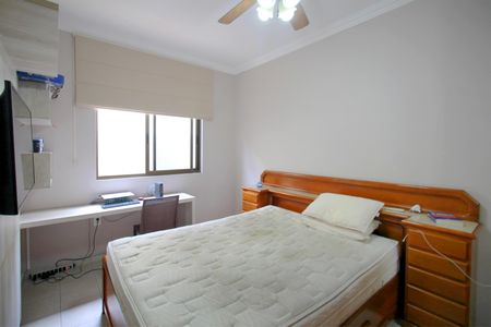 Casa à venda com 453m², 5 quartos e 4 vagasQuarto 4