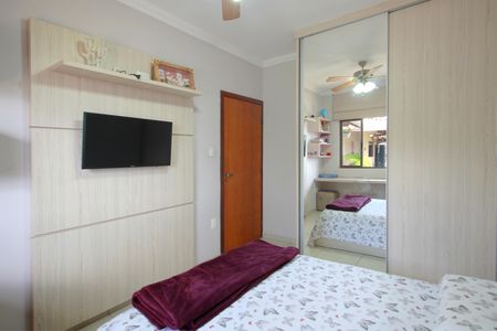 Casa à venda com 453m², 5 quartos e 4 vagasQuarto 3