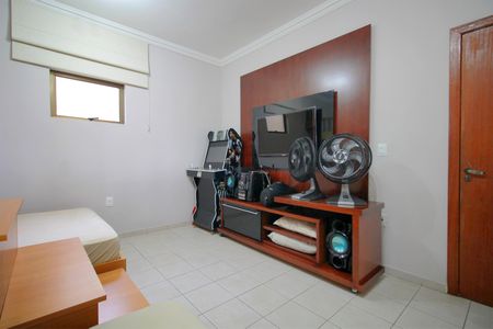 Casa à venda com 453m², 5 quartos e 4 vagasQuarto 5