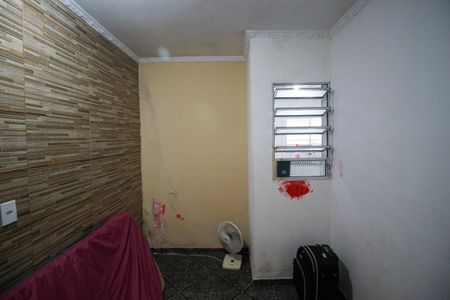 Casa para alugar com 80m², 2 quartos e 3 vagasQuarto1