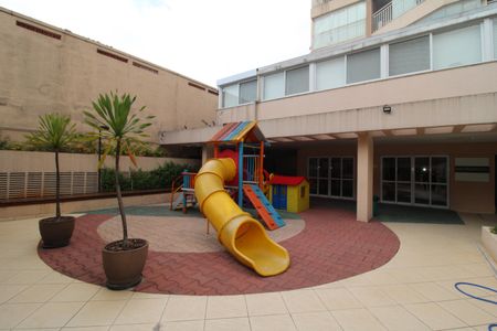 Apartamento para alugar com 67m², 2 quartos e 1 vagaÁrea Comum
