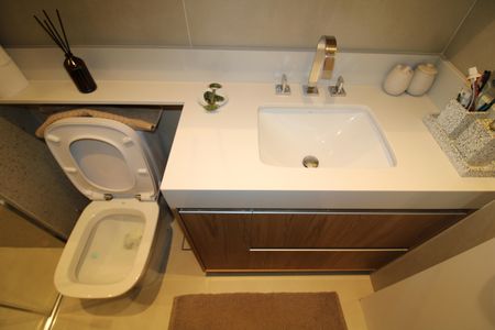 Apartamento para alugar com 67m², 2 quartos e 1 vagaBanheiro 2