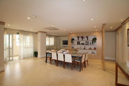 Apartamento para alugar com 67m², 2 quartos e 1 vagaÁrea Comum