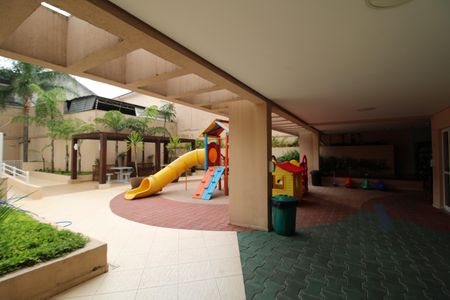Apartamento para alugar com 67m², 2 quartos e 1 vagaÁrea Comum