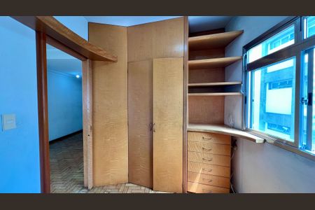 Apartamento para alugar com 53m², 1 quarto e sem vagaCloset do quarto