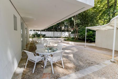 Apartamento à venda com 214m², 2 quartos e 3 vagasÁrea comum - Churrasqueira