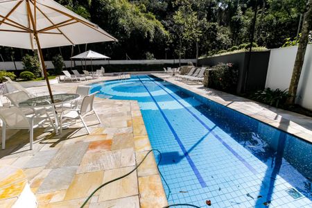Apartamento à venda com 214m², 2 quartos e 3 vagasÁrea comum - Piscina