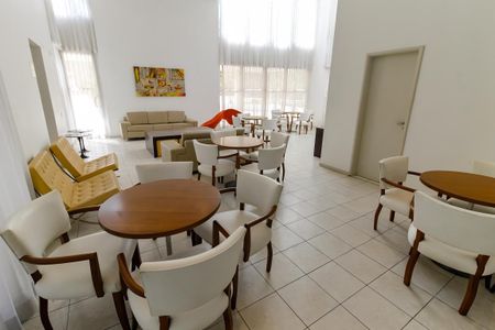 Apartamento à venda com 214m², 2 quartos e 3 vagasÁrea comum - Salão de festas
