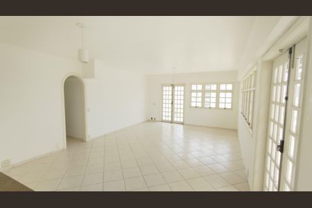 Apartamento à venda com 219m², 3 quartos e 2 vagas