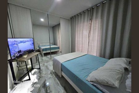 Casa de condomínio à venda com 74m², 2 quartos e 1 vaga
