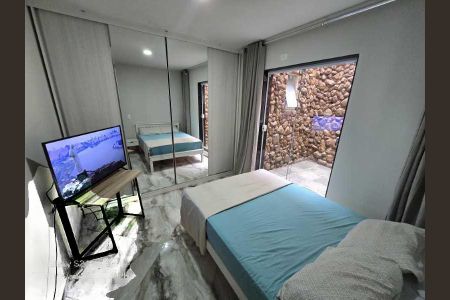 Casa de condomínio à venda com 74m², 2 quartos e 1 vaga