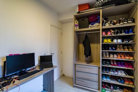 Apartamento à venda com 74m², 2 quartos e 2 vagasQuarto 1