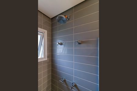 Apartamento à venda com 74m², 2 quartos e 2 vagasBanheiro do Quarto 1