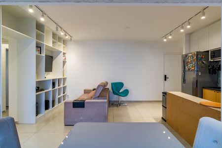 Apartamento à venda com 74m², 2 quartos e 2 vagasSala