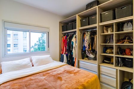 Apartamento à venda com 74m², 2 quartos e 2 vagasQuarto 2
